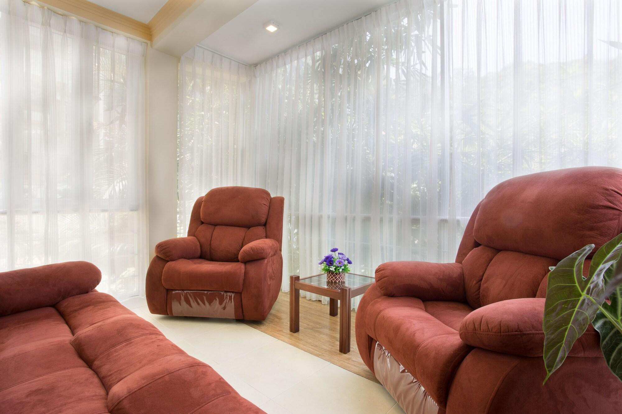 Oak Ray Serene Garden Hotel Kandy Exterior photo
