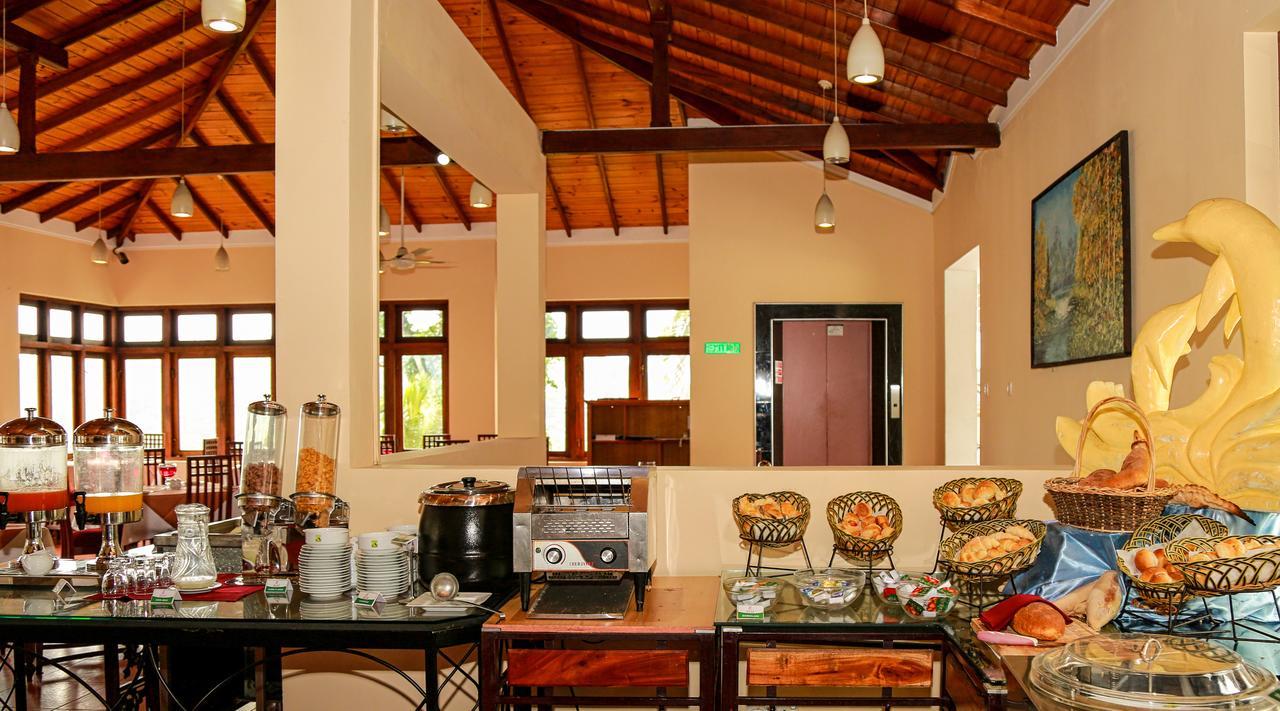 Oak Ray Serene Garden Hotel Kandy Exterior photo