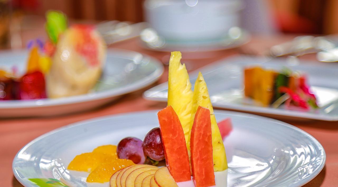 Oak Ray Serene Garden Hotel Kandy Exterior photo